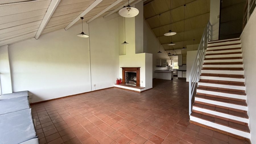 To Let 4 Bedroom Property for Rent in Knysna Central Western Cape
